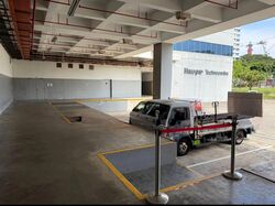 Commonwealth Drive (D3), Factory #497874811